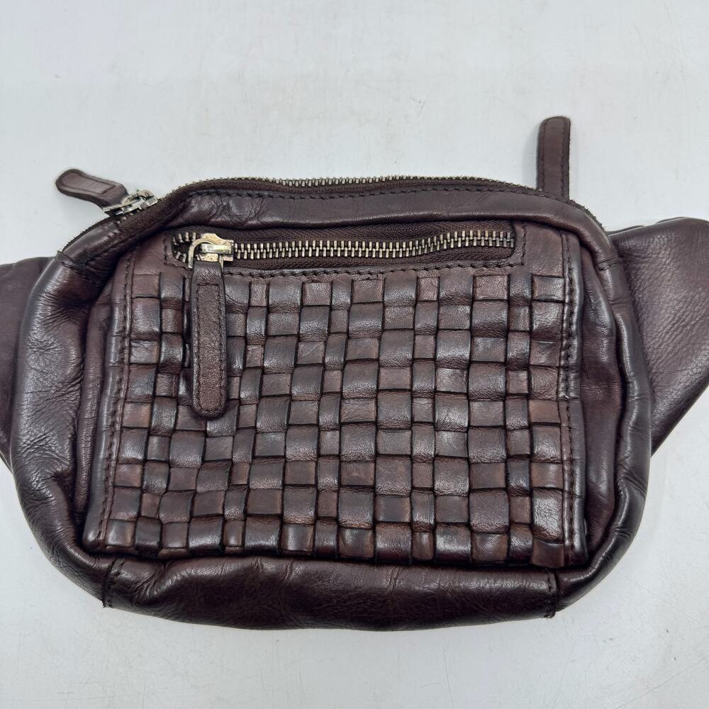 NWT VILENCA Brown Basket Weave Leather Fanny Pack - Picture 2 of 8